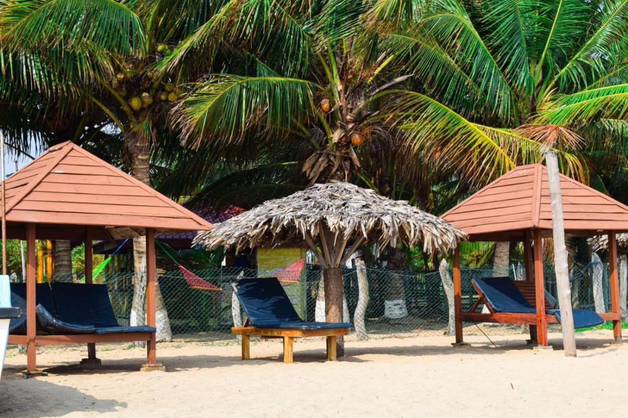 Mithra Paradise Beach Hotel Nilaveli Exterior photo